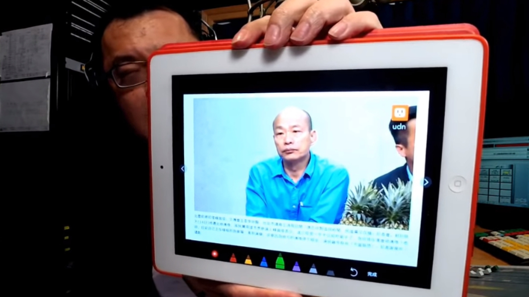 僅2人相挺!韓國瑜昔日落難照被翻出 網友直呼心疼
