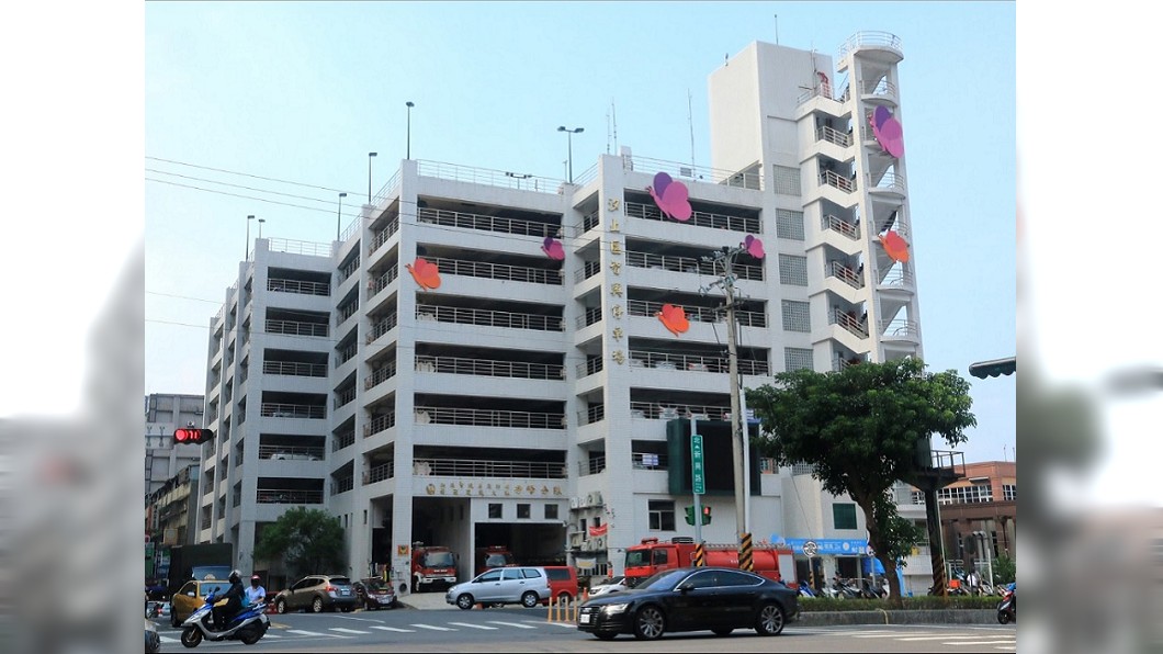 男汐止9樓跳下砸毀機車亡 民俗專家:快報廢!會衰
