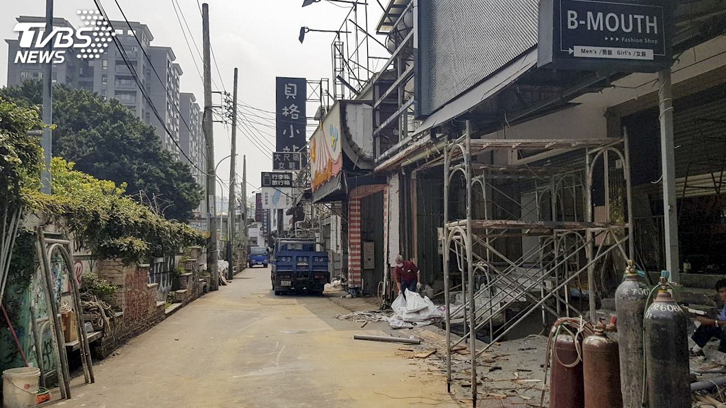 夜市路窄有礙消防安全 逢甲大學捐地拓寬