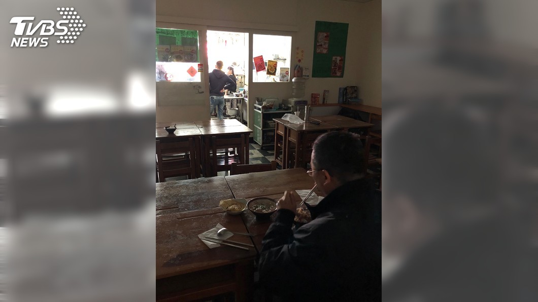苗市午間突跳電影響千戶 餐飲店摸黑用餐