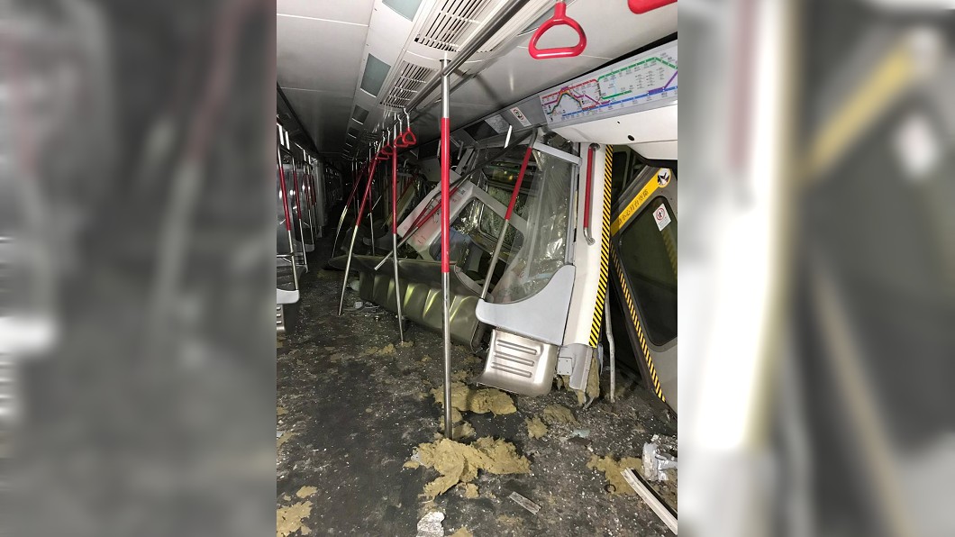 港鐵列車重大意外！測試系統出包　2列車撞凹