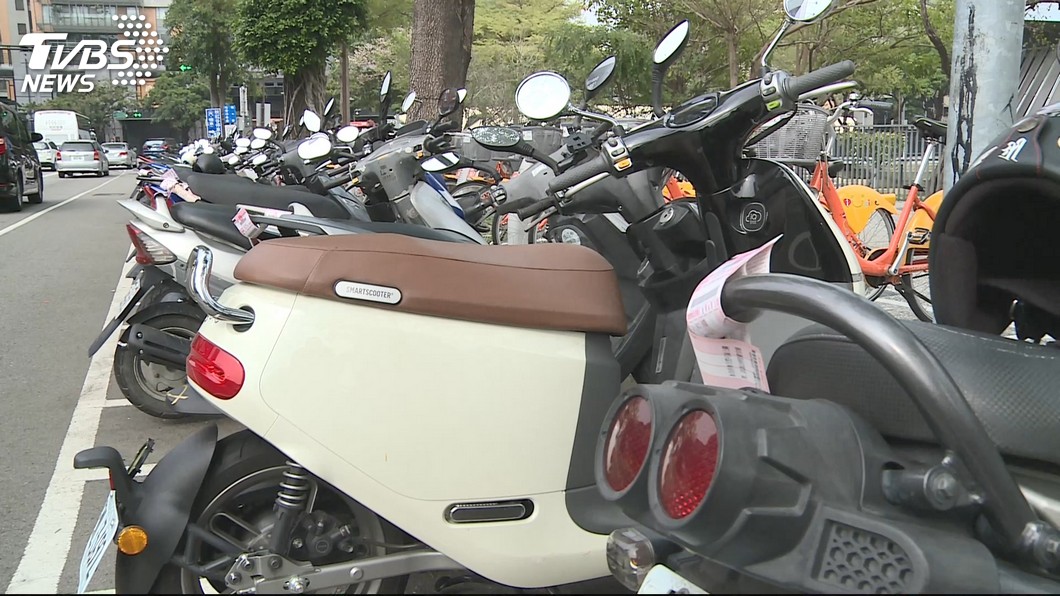 gogoro進私人停車場多收費? 業者:格位大
