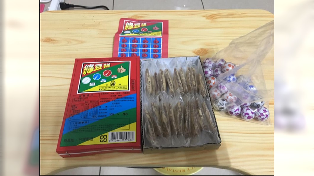 童年回憶大走鐘！網友吶喊：還我會掉粉的綠豆糕！