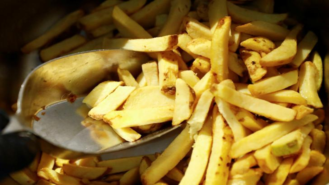 速食不俗 美國漢堡10年漲54% 遠拋通膨率