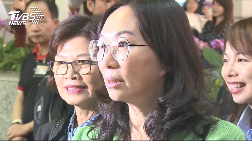 老公當總統就選市長? 李佳芬苦笑:1個害不夠?