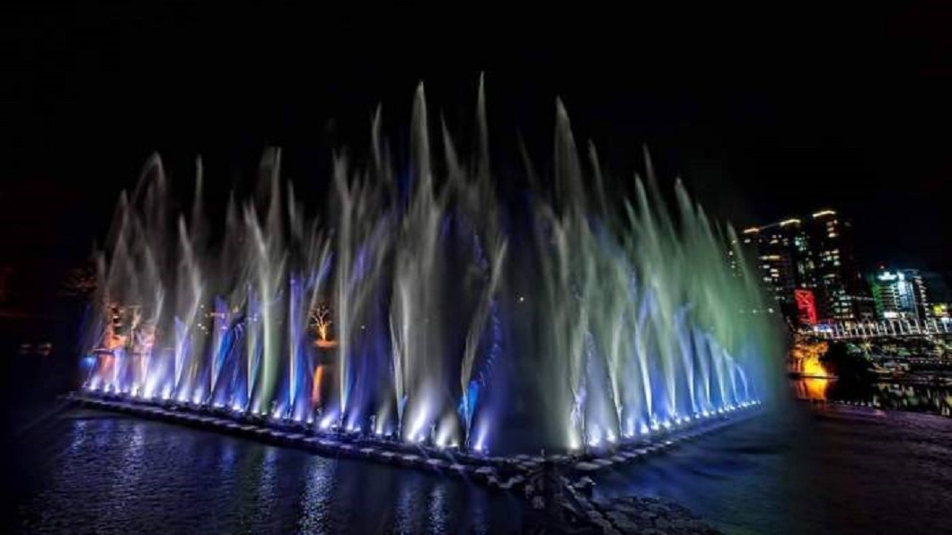 2019碧潭水舞秀(圖/翻攝自2019 碧潭水舞季臉書)