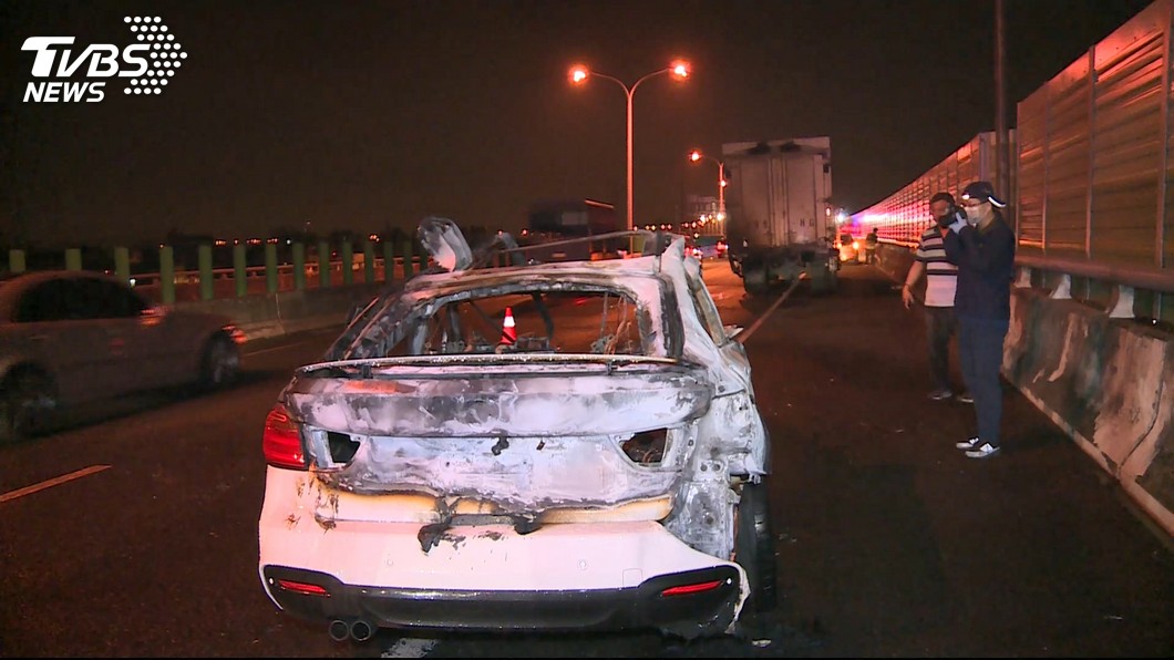 霧峰台74線車禍 小客車起火駕駛困車內燒死