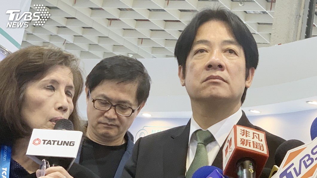 賴清德參觀智慧城市展　總統返國後首次公開露面