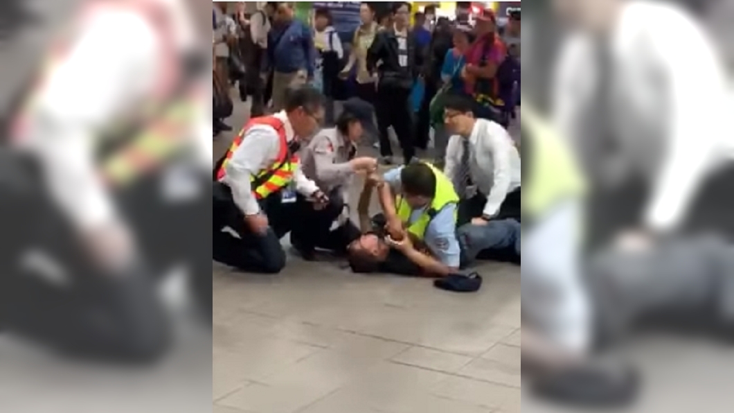 黑衣男北車傷人！旅客驚逃　站務人員急壓制