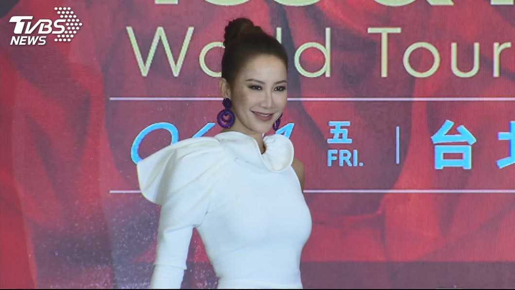 李玟左腳天生缺陷 怕開刀「不能再走路」