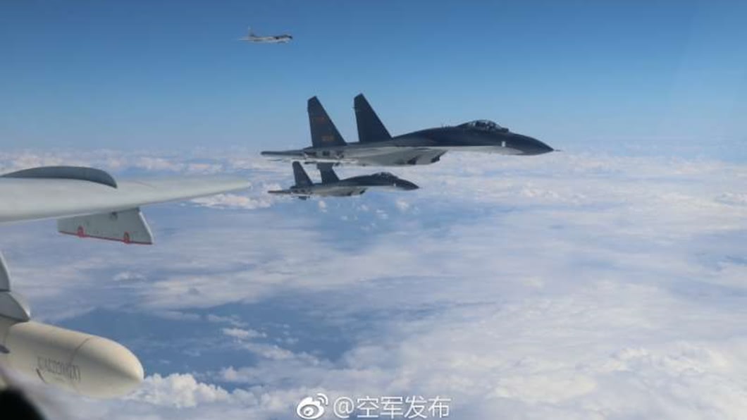 大陸殲11軍機穿越台海中線　國軍啟動防空飛彈待命