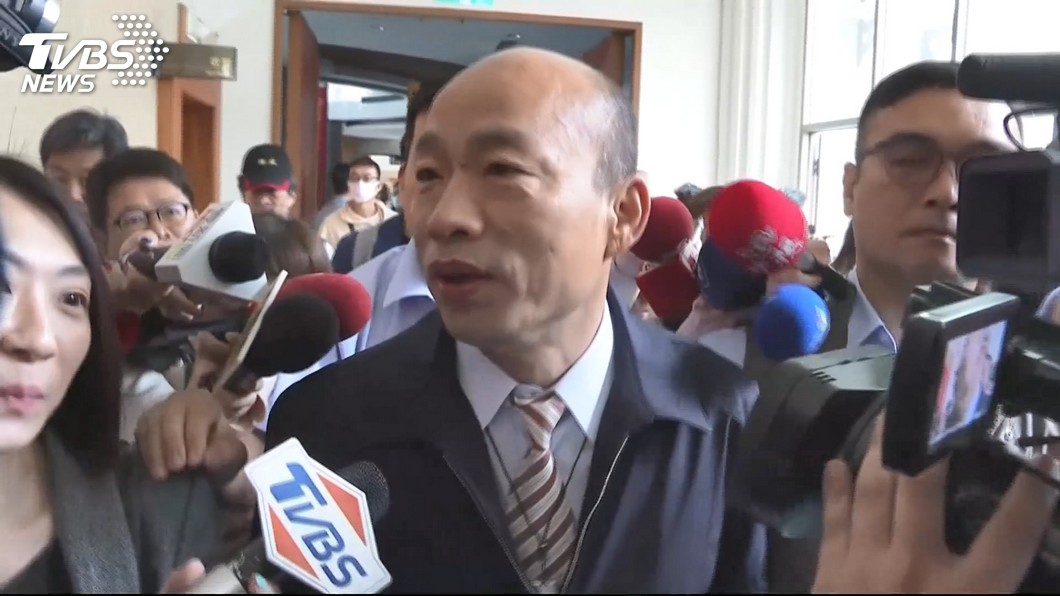 苦苓批韓不停歇 他怒:書讀得多就瞧不起賣菜郎?