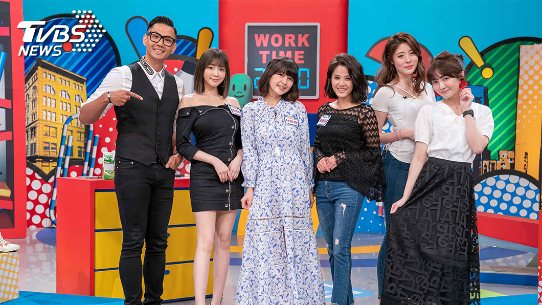 TVBS歡樂台《上班這黨事》邀請明星分享如何創造女人味。(左起)主持人陳建州、成語蕎、林舒語、蘇晏霈、劉璇、主持人舒子晨。(圖／TVBS)