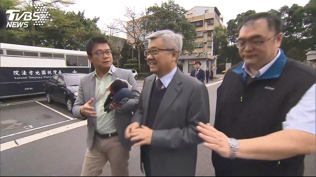 抓到了!「選手搭經濟艙」是他提議 起底逃漏稅5億還關說