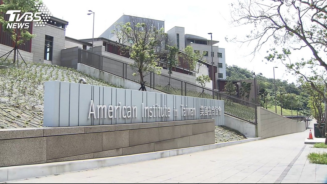 告別信義哈囉內湖 AIT新館6日正式啟用