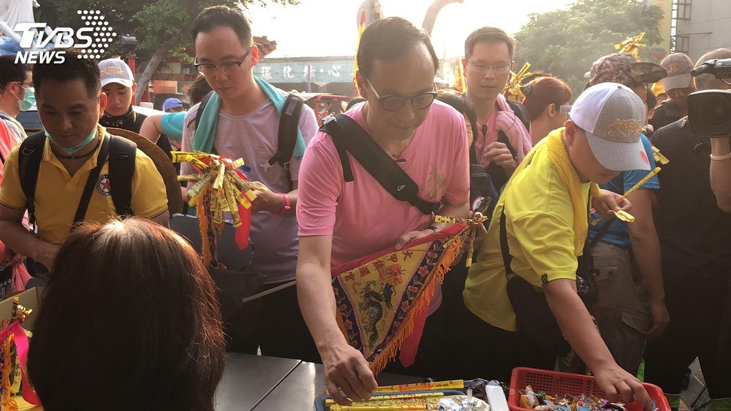 跟隨大甲媽祖遶境 朱立倫:台灣最美的風景