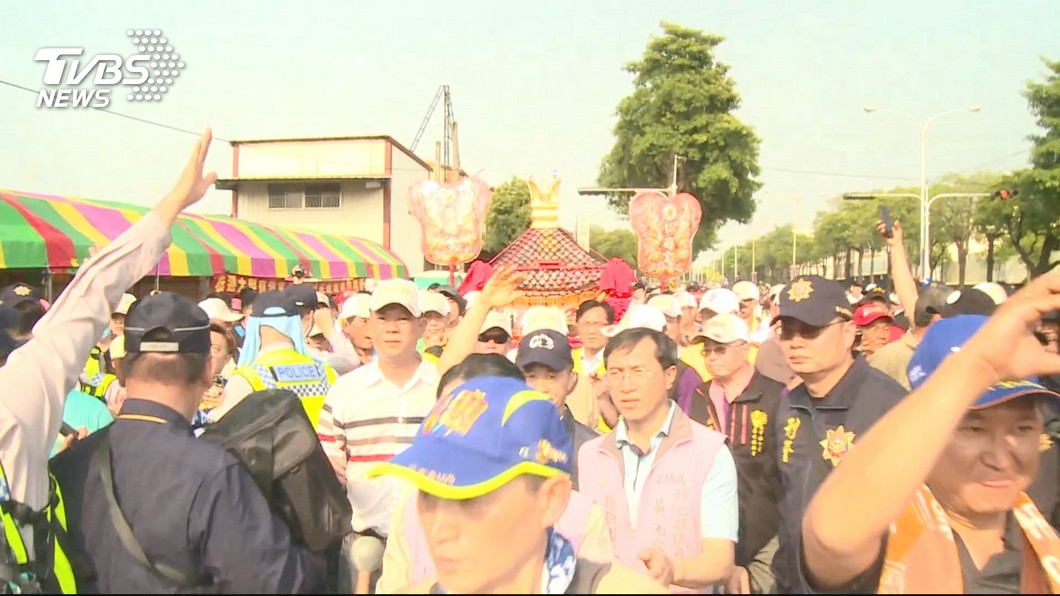 大甲媽駐駕西螺福興宮　廟埕發生推擠事故