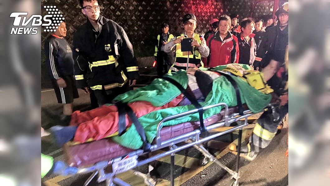 慟！去年揹愛妻骨灰遊台　日癡情男烏來墜谷亡