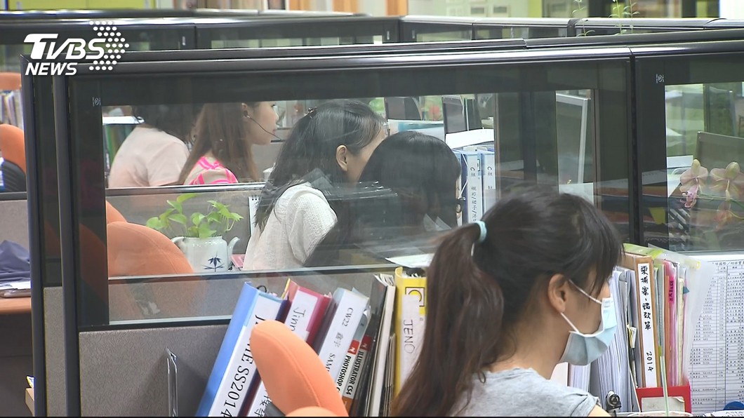 畢業即失業? 6月失業率升至3.73%