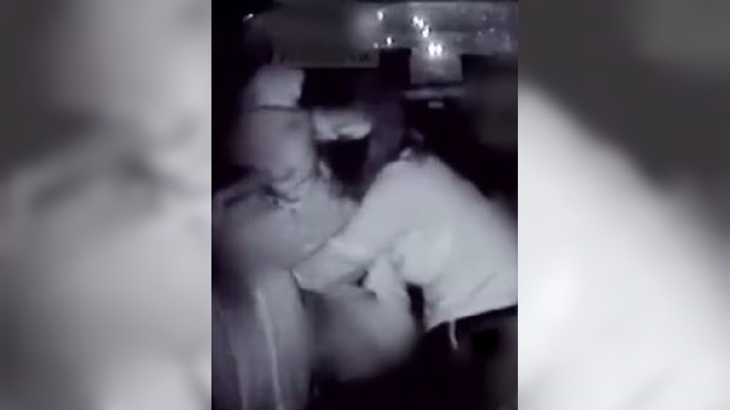 最後童話破滅　許志安爆出軌30歲女星