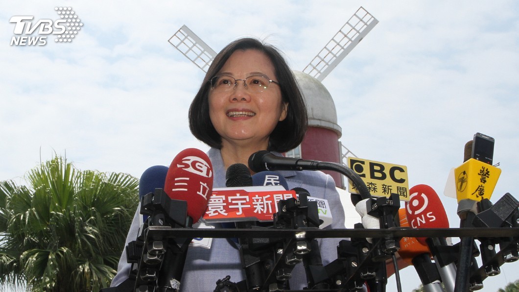 視察空軍部隊　蔡總統：美軍售將強化整體戰力