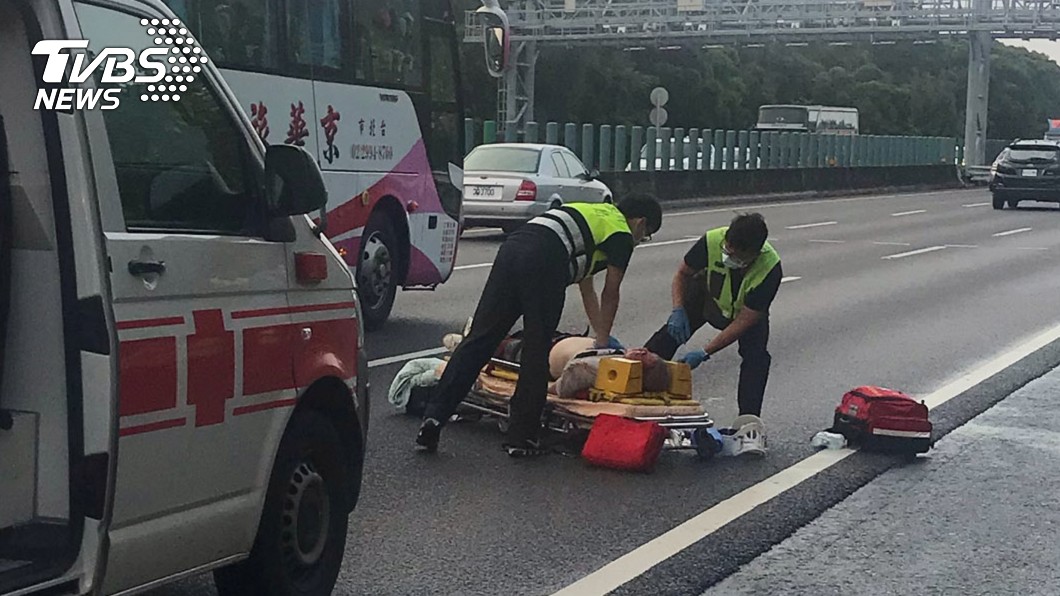 快訊/進香男突翻圍籬 跳30米橋摔碎頭顱慘死國道