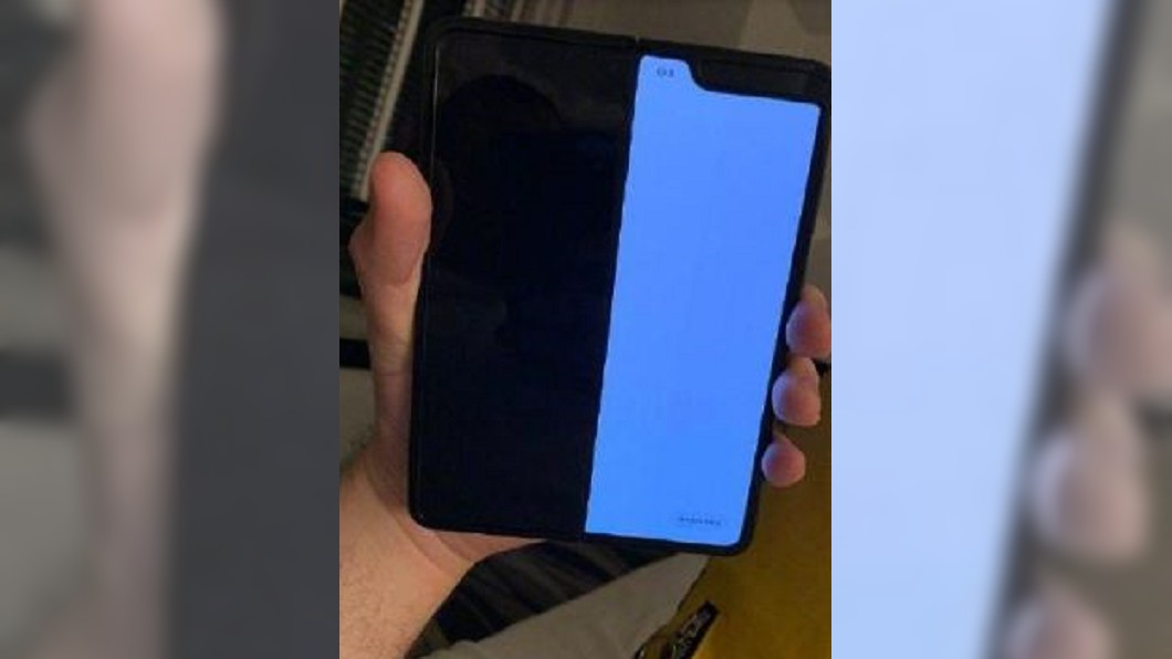 試用GalaxyFold2天就壞　美媒試用故障頻傳