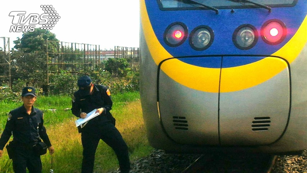 路人闖軌屍體被撞飛 「嘉義-南靖」單線雙向行車