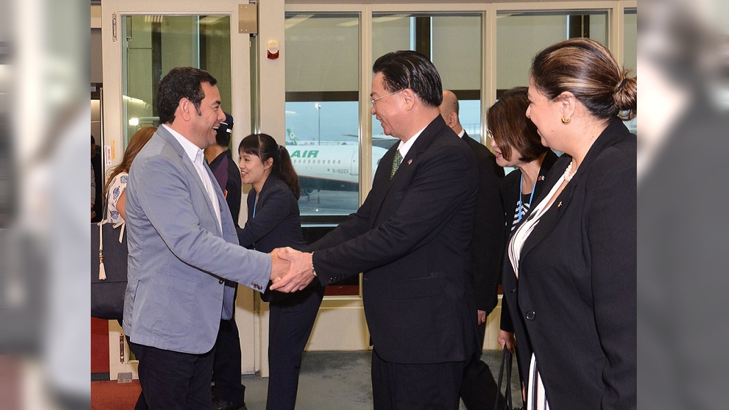 瓜地馬拉總統訪台 會晤蔡總統討論雙邊合作