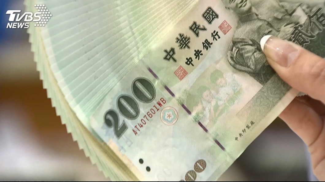 200元紙鈔買飲料遭拒收 他傻眼:我路上撒有人要撿嗎