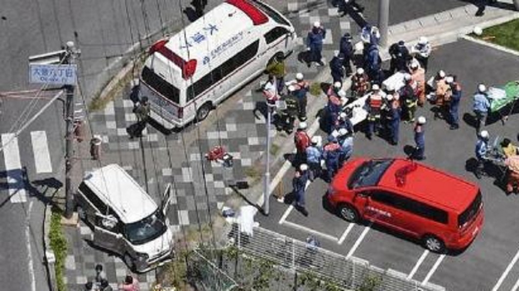 日滋賀縣幼稚園遇死亡車禍 師生被撞2死14傷