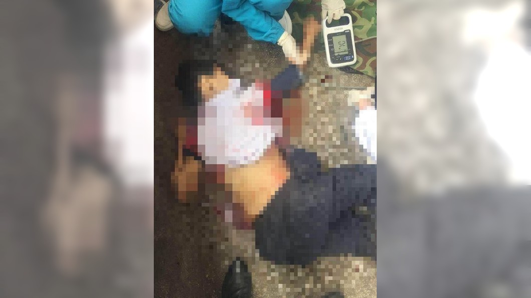 「天天打她開心嗎？」爸持刀怒衝學校　捅死霸凌男童
