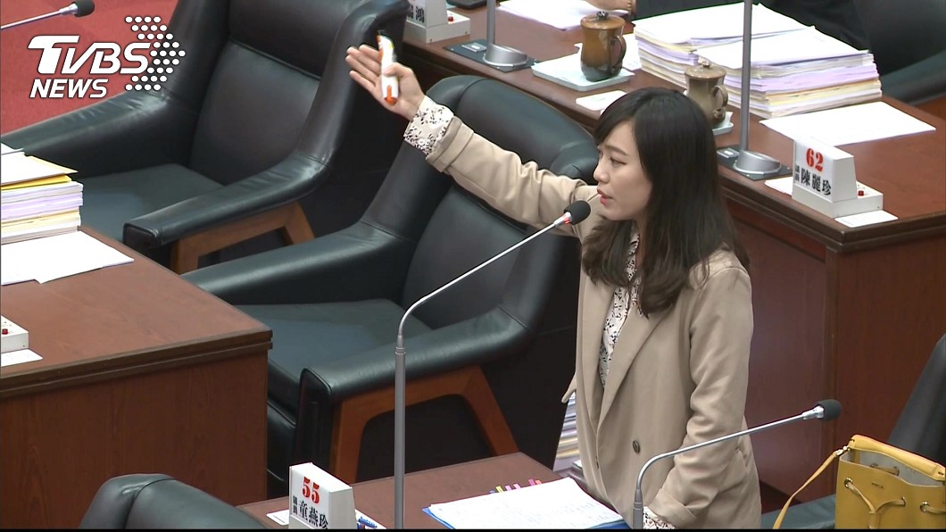 讓韓國瑜坐50分鐘冷板凳 黃捷:問他浪費時間