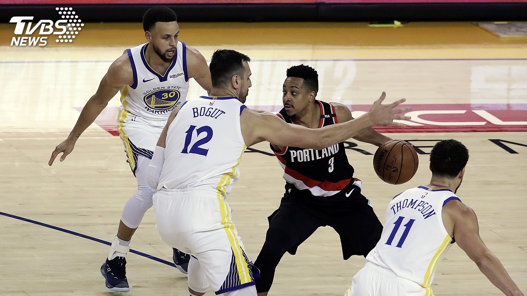 寫聯盟新紀錄！　NBA勇士連12個系列賽先開胡