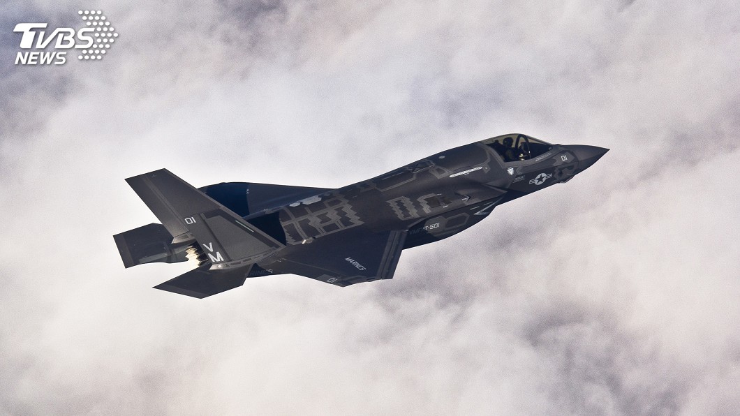美F-35戰機起飛時遭鳥擊受損 損失逾6千萬元