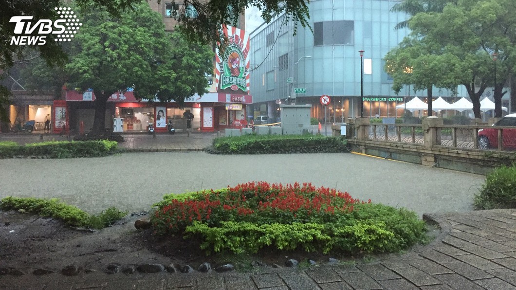 豪雨狂襲北台灣　新竹縣市發布一級淹水警戒