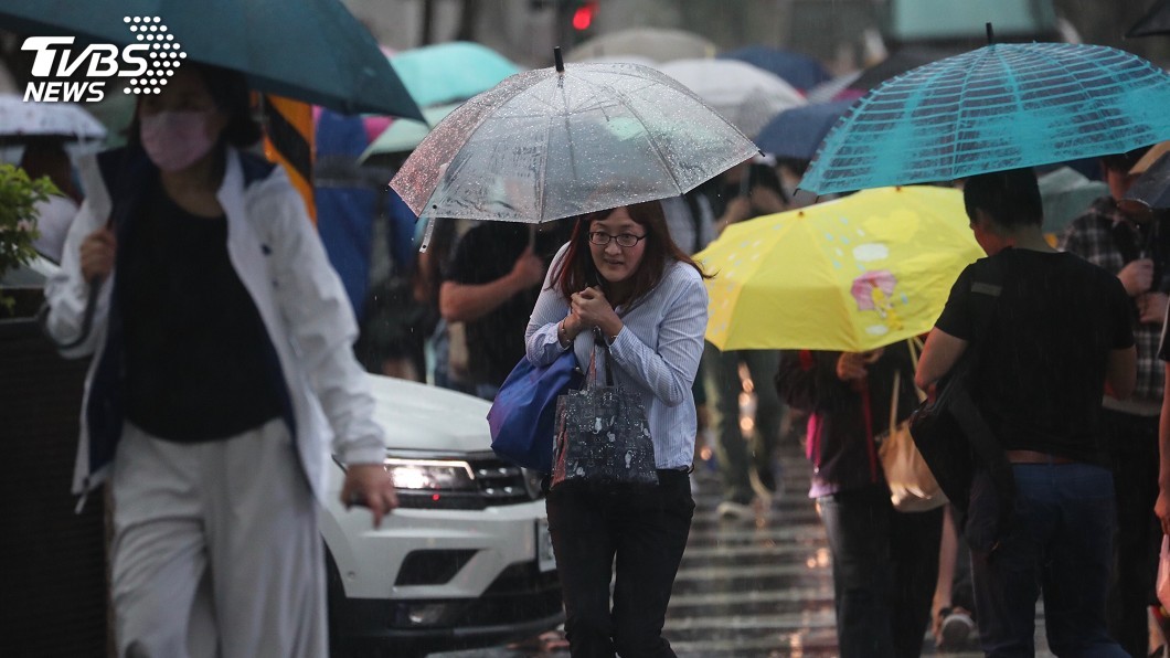 大雷雨炸陽明山 文大:學生因雨無法到不記缺課
