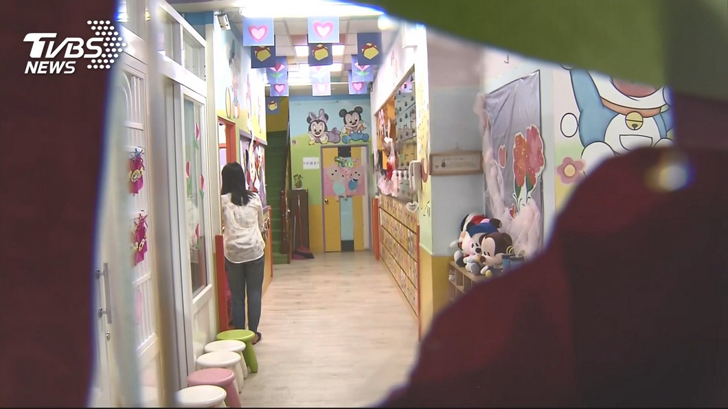 怒！幼園女童背部　遭狠師毒打滿身瘀青傷
