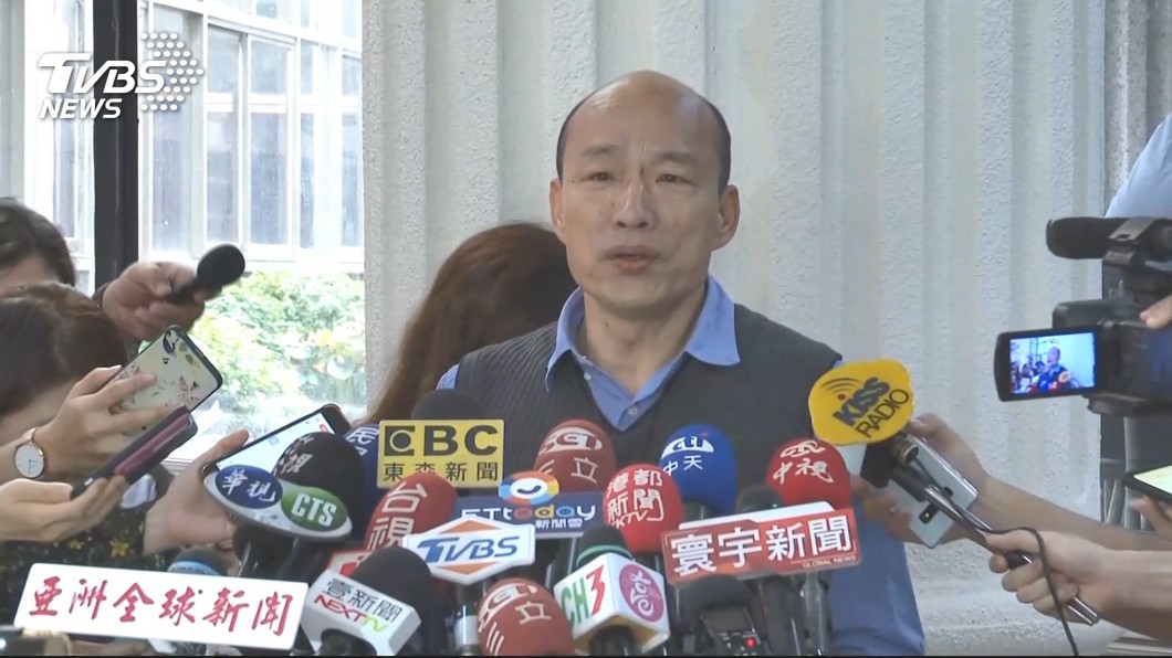 臉書按讚首次未破萬 媒體人:是警訊了