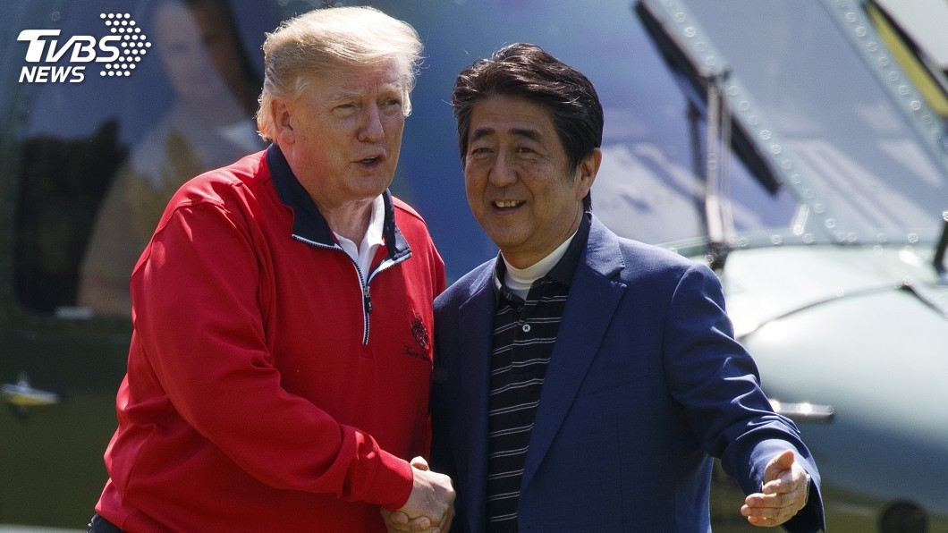 史上頭一回! 川普頒獎給大相撲優勝力