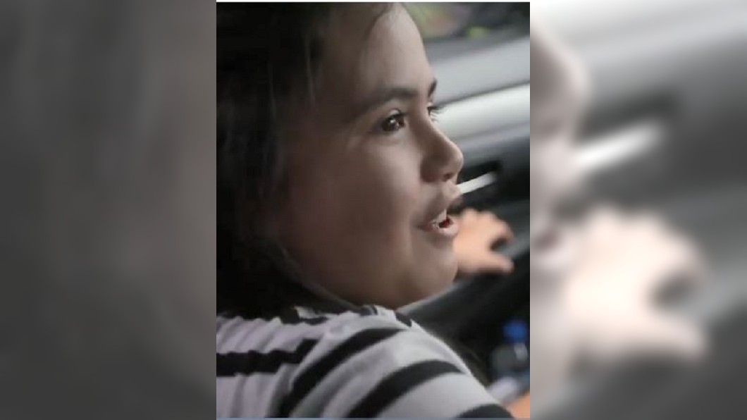 父暈倒駕駛座 紐10歲女童抓方向盤撞樹救命