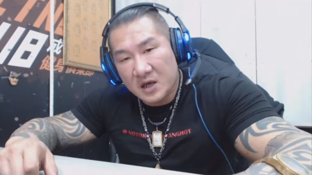 中共武力威脅!點名韓國瑜表態 館長嗆藍營:人形蜈蚣