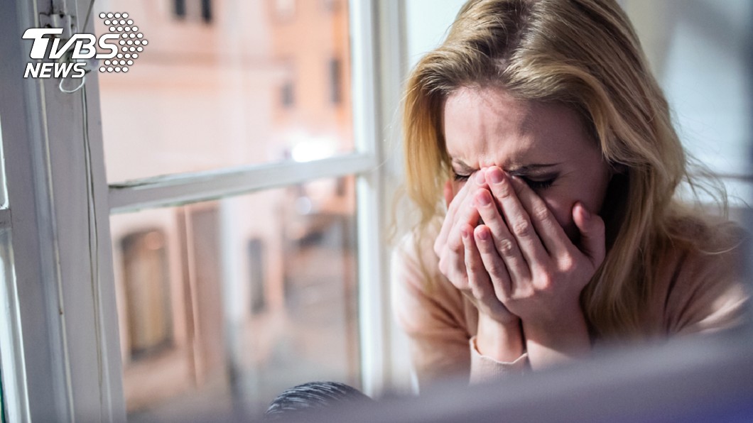 哭吧!研究證實「大哭會變瘦」 在這3小時哭還能排毒