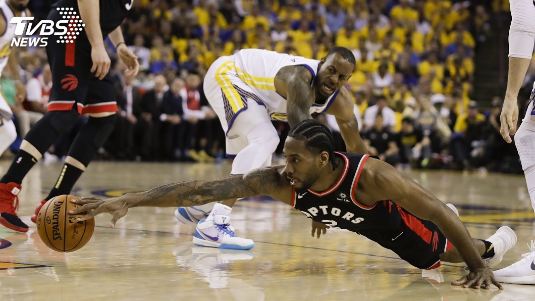 NBA總冠軍賽第3戰半場結束 暴龍60比52領先勇士