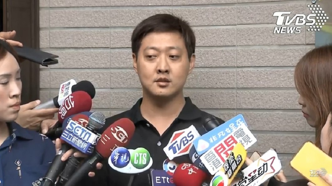 馬如龍病逝兒首現身說明病因!淚訴:爸爸最放不下媽媽