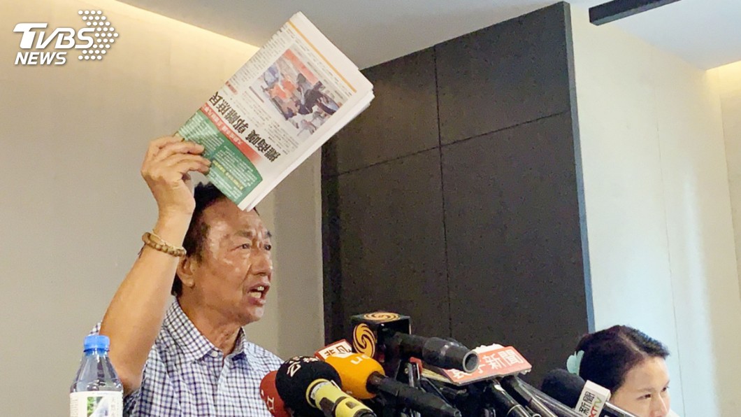 槓上?批蔡衍明「黑郭」 郭台銘:他不甘心首富讓給我
