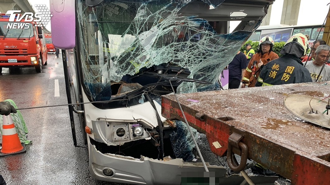 國道1號重大車禍釀1死8傷　回堵長達數公里