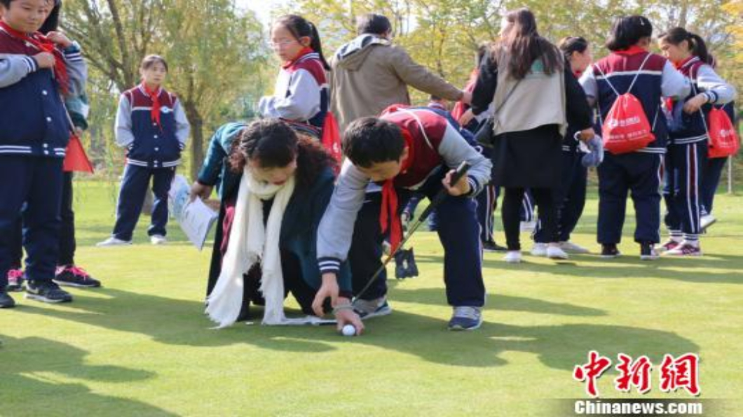 大陸「熊孩子」愛惹事 情商補習班搶市