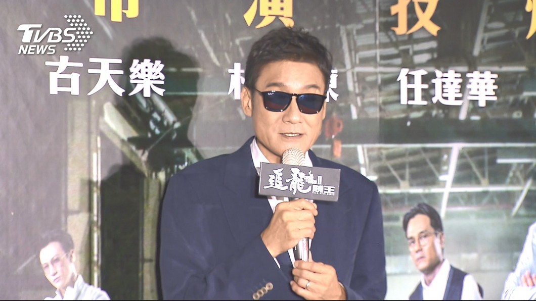 港影帝梁家輝新片飾演《黑道大哥》 露殺氣