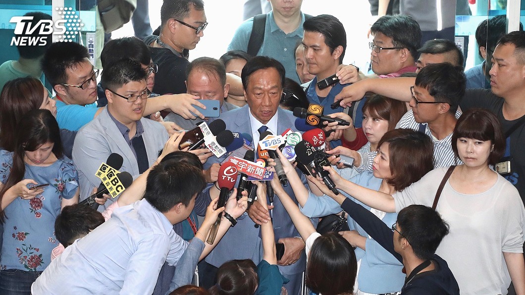 國民黨召開初選座談會 郭台銘:堅持手機民調